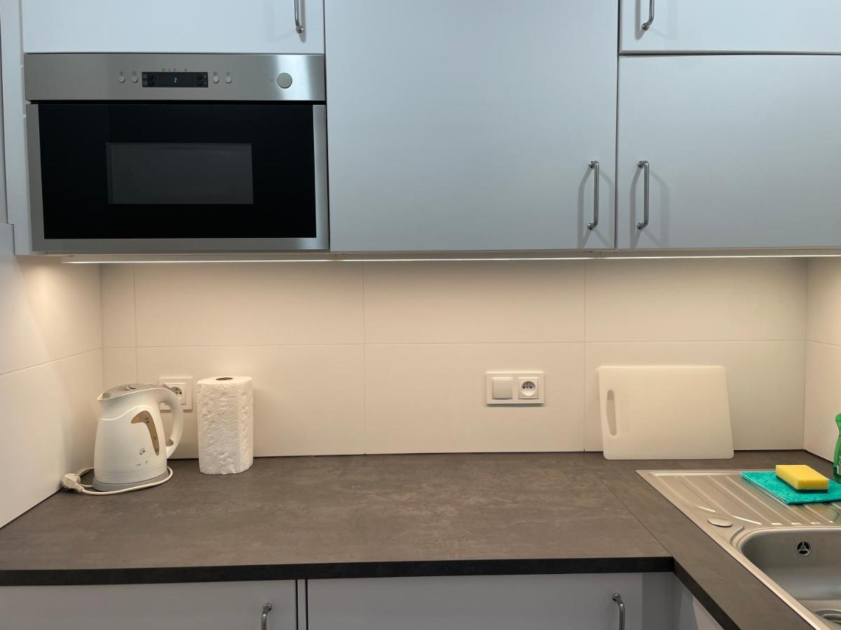 Przystanek Katowice Aleja Korfantego 8 Apartment Luaran gambar